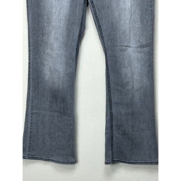 Jordache Bootcut Women’s Gray Wash Stretch Embellished Pocket Jeans Size 16 - Picture 2 of 16